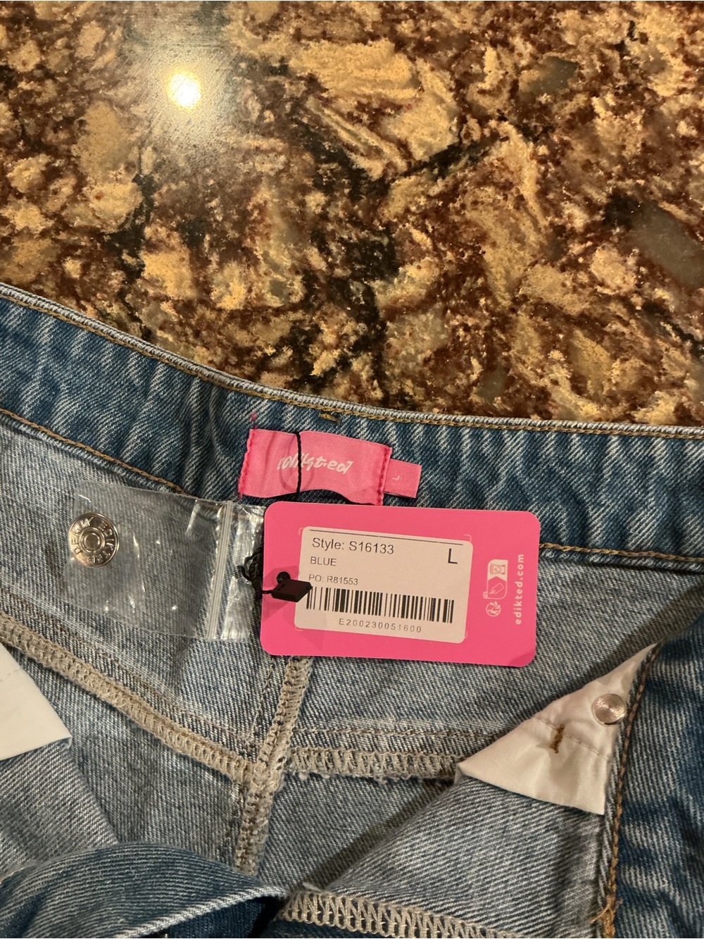 Edikted Mid Rise Distressed Denim Shorts - Picture 5 of 9